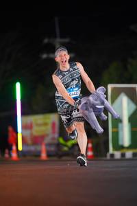 BIB: 2770
                            <button type="button" onclick="openModal(23103837)" class="btn btn-primary btn-sm float-right btn-popup" data-toggle="modal" data-target=".modal-high-quality">
                        <i class="fas fa-shopping-cart"></i> Add to Cart
                    </button>
                                            <button type="button" onclick="isThisMe(23103837, true)" class="btn btn-success btn-sm float-right btn-popup btn-isme hidden" data-toggle="tooltip" data-placement="bottom" title="นี่คือรูปของคุณใช่ไหม คลิกที่นี่เพื่อเอาเข้าอัลบั้ม">
                        <i class="fas fa-plus"></i> Add to album
                    </button>
                    <button type="button" onclick="isThisMe(23103837, false)" class="btn btn-warning btn-sm float-right btn-popup btn-isnotme hidden">
                        <i class="fas fa-ban"></i> Remove from album
                    </button>